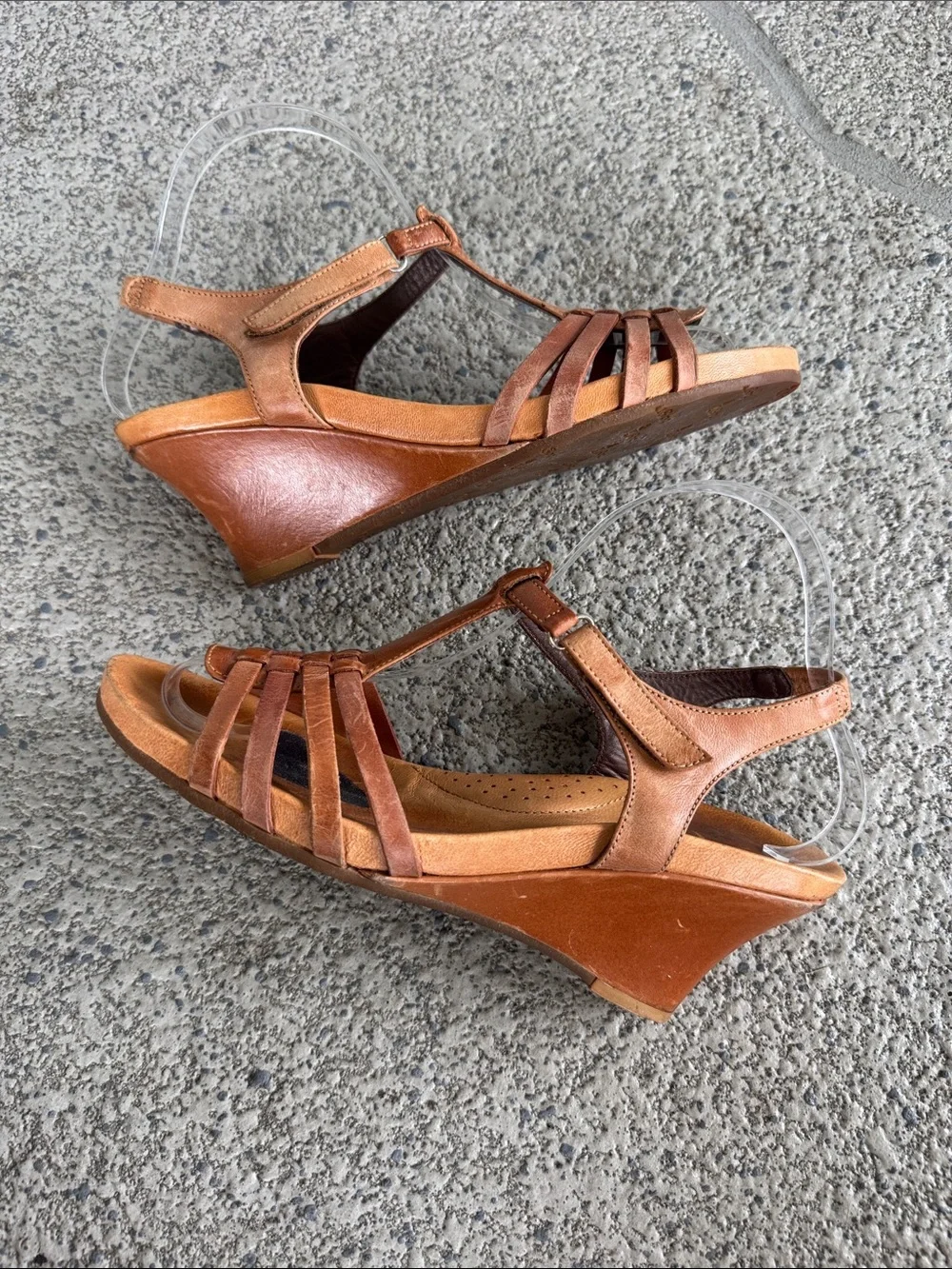 1803 OrthoSoft tan leather strappy peep toe wedge sandals size 38